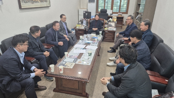 [대한투데이] 신한대학교 총동문회, “허위 제보와 왜곡된 보도에 단호히 대응하겠다” 대표이미지
